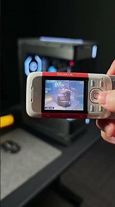 iPhone 17 Pro Max: 4K120fps❌ Nokia 5300: Pure Aura✅