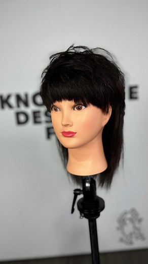 Mullet play ⬇️ My most popular KDF Training series for salon haircutters ‘KDF 2’ is available on sale for $100 (reg $299) ⬇️ I take you step by step through the what, why, how, when, and what if, of everything haircutting. Helping you achieve classic and modern salon shapes in a simple manner. Multiple techniques and haircuts filmed with multiple camera angles giving you a comprehensive salon ready haircutting system. ⬇️ Get access to our most popular Masterclass - KDF 2 by following the linktre