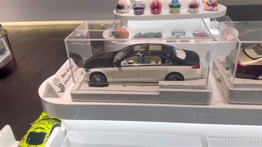 Visit our store for our diecast models with openable function! | Unusual43