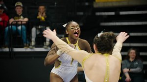 After 𝘥𝘦𝘣𝘶𝘵𝘪𝘯𝘨 a Yurchenko 1.5 twist on Vault, JerQuavia Henderson earned a 9.925, tying her career high and winning the event title 🥇🤯 𝘽𝙞𝙜 𝙏𝙚𝙣 𝙀𝙫𝙚𝙣𝙩 𝙎𝙥𝙚𝙘𝙞𝙖𝙡𝙞𝙨𝙩 𝙤𝙛 𝙩𝙝𝙚 𝙒𝙚𝙚𝙠, Q Henderson! | Iowa Women's Gymnastics