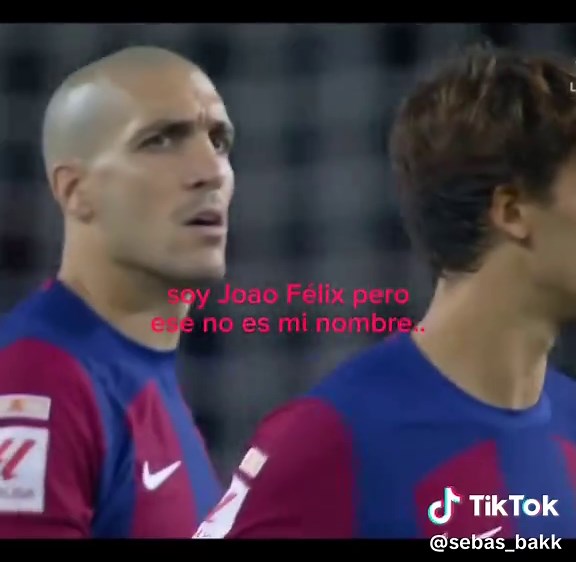 yo: #fyp #crzgf #ponmeenparati #joaofelix #futbolista #brillo