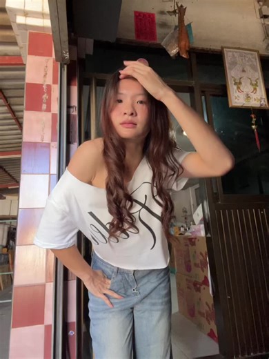 ไปม่ายยย#ไม่เหมาะกับผู้ดีและสตรีหัวสูง