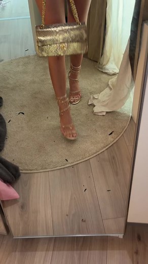 How to Style Gold Glitter Heels for Any Outfit