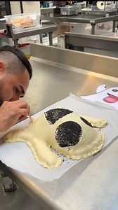 Deep-Fried Pizza Ghost! The spooky snack you deserve 👻🍕 | Chefclub GruB