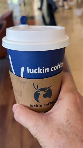 World’s Enjoyment 🌍 Luckin Coffee 抹茶拿铁 Minuman Hebat！
