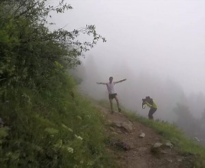 Poetry in motion. Kilian Jornet in perfect trim on a Mont Blanc Marathon downhill ⚡️⚡️ 🎥 Biel Ràfols #montblancmarathon #TimeToPlay | Salomon Running