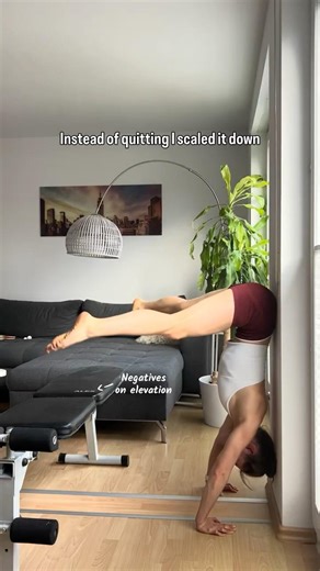 Press to handstand loading….