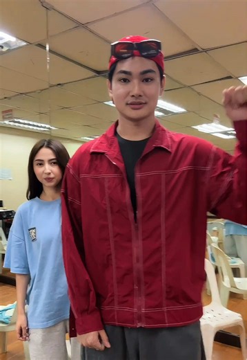 Momo's Impressive Dancing Skills Shine