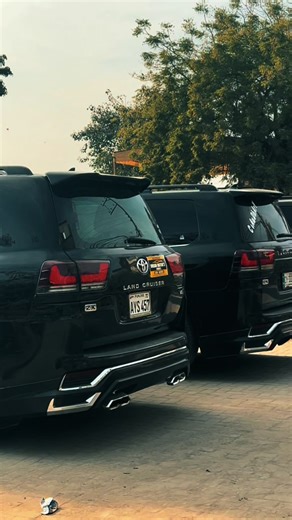 Explore Luxury Car Rentals in Gujranwala