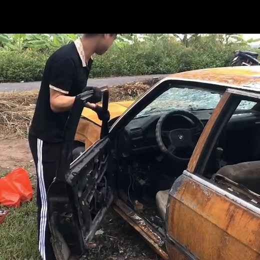 Old and Rusty BMW restoration Part 2