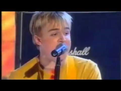 McFly - First Live Performance (CD:UK) | 2003