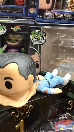 LE2200 Legendary Ash in Alien: Funko Digital Pop x Funko Series 1 😯😯👍😎 @droppp.io #alien