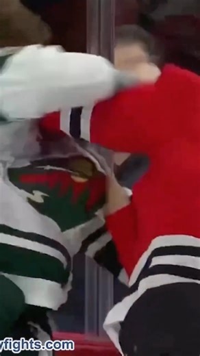 HockeyFights dot com on Instagram: "#mnw • yakov TRENIN 🆚 connor MURPHY • #chb • #nhl 2025 nov 26 • #HFupdate rate it and more in our story #mnwild #blackhawks"