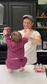 🥹 Belle helping me make a quick and easy breakfast with the air fryer! 👇 comment your favouri