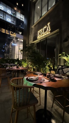 Escā_terrenal Culinary Creativity: Dive into a Wild Menu Experience!