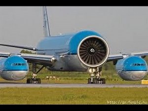 Strange Planes 2 gilisses