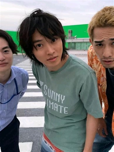 #aliceinborderland I LOVE ALICE IN BORDERLAND SO MUCH ♤♡◇♧ // credits to @. for the first clip // Dudeee this didnt take that long but I just dont want it to flop #aliceinborderlandedit #chishiya #unflopme #fyp