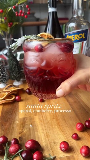 Peyton Pratte | Santa Spritz comment “Santa” for a link to this glass! If you’re a fan of Aperol spritz, you have to try this! Such an easy winter... | Instagram