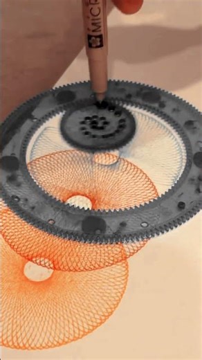 Relaxing Spirograph Drawing for Your Daily Calm