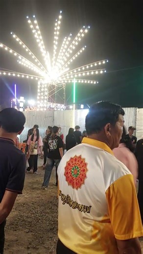 ป้าดสะออนคนรอซือบัตรเข้างาน #ลุ้นวิกแตก #หมอลำเสียงวิหค #นกพงศกร #น้องอ๊ะอายสกุณาพร