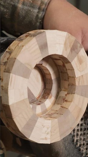 How to turn a segmented bowl. #diywoodworking #howto #woodturning