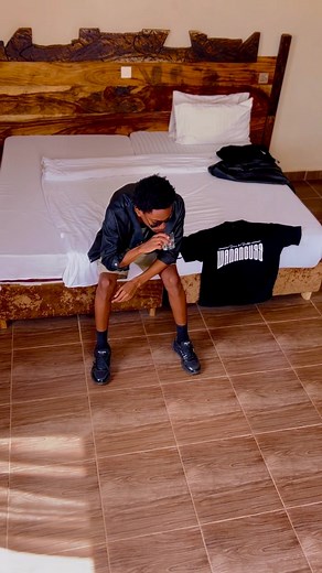 231K views · 14K reactions | Hii mambo ya rap inakua too easy for me now RAP HIPHOP - Msamiati ft Me & JayMoe & Stamina | Rapcha | Facebook