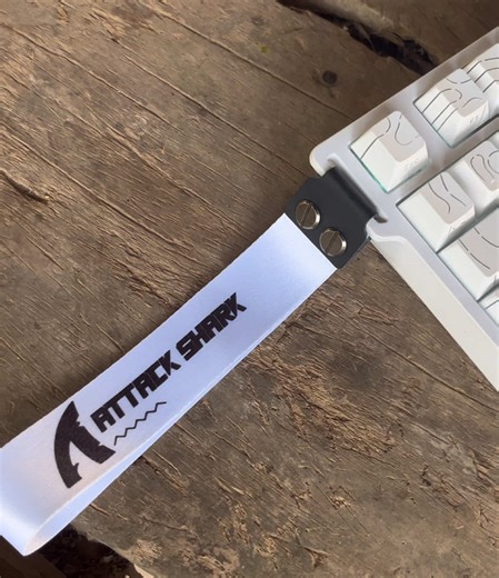 Unique Gaming Keyboard for Mobile Devices