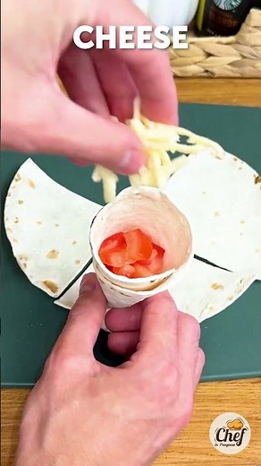🍕 Cone Pizza?! The Fun Way to Eat Pizza! 🌟