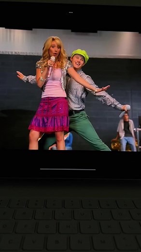 The best dupes in the world 😏😂 #hsm #highschoolmusical #foru #viral #sharpayandryan #loll