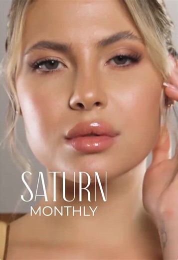 استكشفي عدسات 'مون' و 'ساتورن' الملونة