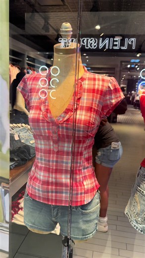 Hollister Outfit Inspiration: Casual Looks for Every Day