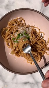 San Francisco-Style Garlic Noodles Recipe: Easy, Flavorful, and Irresistible | Cooking with Cocktail Rings