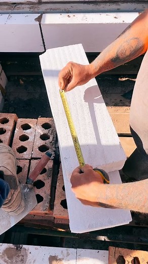 12K views · 133 reactions | How To Lay Bricks tricks For Beginners Using a line隣 | Bricklayer | Facebook