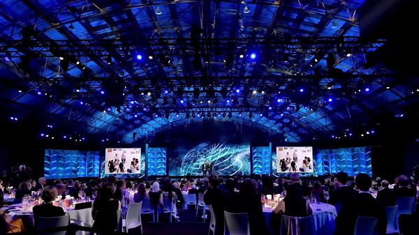 Seth Rogen's Trump Joke Cut from Breakthrough Prizes Ceremony