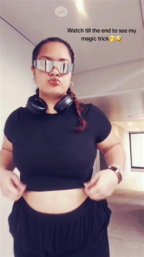 Unexpected Light Change Magic Trick