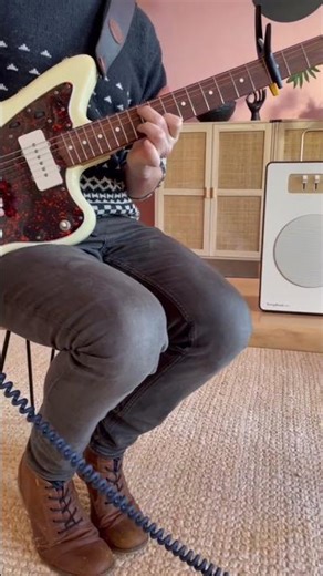 Plug In and Play Anywhere | SongBook MAX Built-In Preamp + Portable Guitar Setup