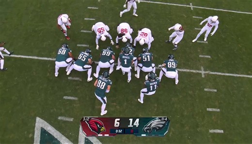 In the 5th round, the Eagles took QB Cole Payton who’s a player that could carve out a role in Wildcat packages down the line. But the more interesting wrinkle? He’s a lefty, something the Eagles haven’t had under center in quite some time.So here’s a fun one: Can you remember the last left handed Eagle to complete a pass?The answer will surprise you ⬇️