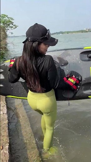 RUSH WAVE ,Gasoline-powered surfboard#rushwave #Surfing #surfboard #gasolinesurfboard