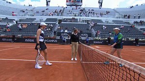 HIGHLIGHTS: I. Swiatek def. A. Pavlyuchenkova; Rome Open 2R