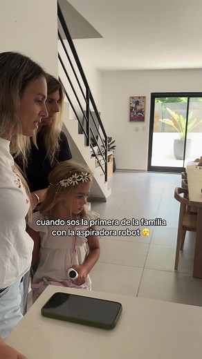 Avanzada limpieza con la aspiradora robot Gadnic