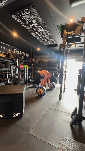 The secret is, there is no secret 😮 - Consistency over intensity. - Progress over perfection. - Fundamentals over fads. Over and over again. Was pressed for time the other day, only had 30 minutes to train - what I have learned over the years is, something is better than nothing! 30 rounds for time: - 1 x power clean @ $1.10 - 2 x box jumps - 3 x bar muscle ups Time: 22:50 #FSC #FindAnExcuseOrFindAWay #RentsDue | Functional Strength and Conditioning