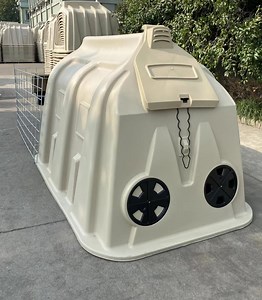 [Hot Item] Plastic Calf Hutch for Dairy Farm Feeding Calves Separately