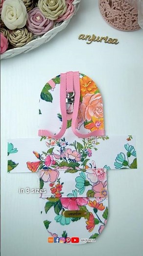 Watch before your sew this mini backpack (Becky Pouch)