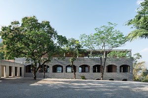 Xinzhai Coffee Manor / TAO - Trace Architecture Office
