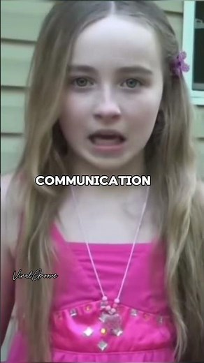 Sabrina Carpenter Can Talk to Animals?! 😳🐶#sabrinacarpenter #shorts #concert