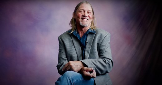 Dave Matthews Band Tour Bus Driver Discusses Life On The Road, Infamous "Dumping" Incident, More [Watch]