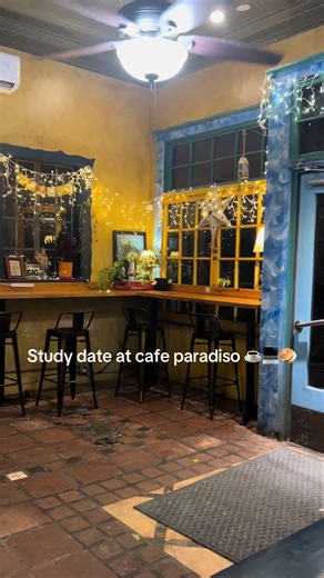 Favorite Study Spot at UIUC: Cafe Paradiso