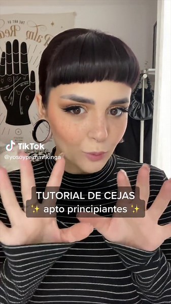 Tutorial de cejas para que se vean super fluffy con SÓLO 2 PRODUCTOS ✨👏🏻 ¿Qué te parece? 😍 — #belleza #cejas #cejasperfectas #principiante