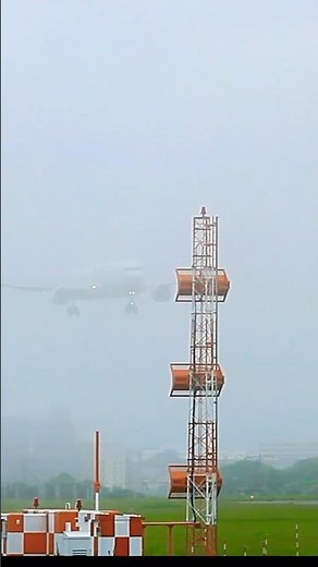 2025.7.16 函館空港タッチアンドゴー訓練J A L Boeing 767-346(ER)国際線機材JA619J