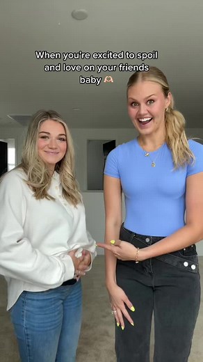 Excited Friends Spoiling Baby ❤️🫶🏻 #Pregnant Funny Moments
